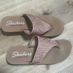 Skechers Yoga Foam Sandals